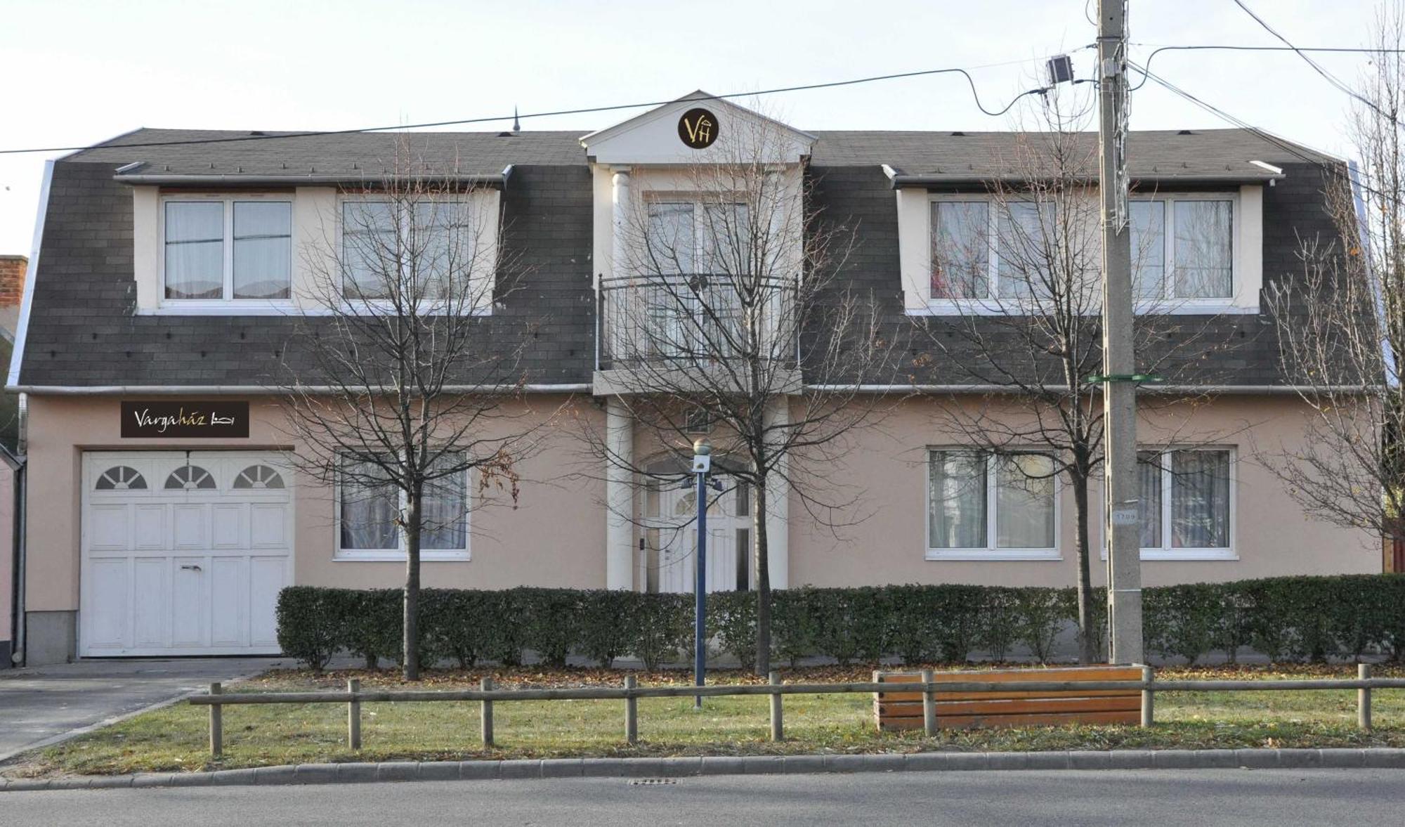 Varga-Haz Panzio Budaörs Eksteriør billede